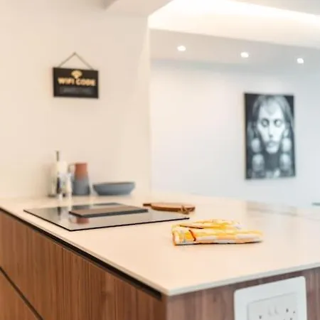 Apartment Sea Front - Spacious - Beautiful *