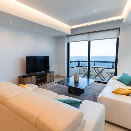 Sea Front - Spacious - Beautiful Sliema