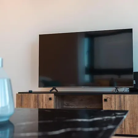 Apartment Sea Front - Spacious - Beautiful