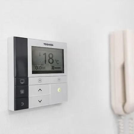 Sea Front - Spacious - Beautiful 슬리에마