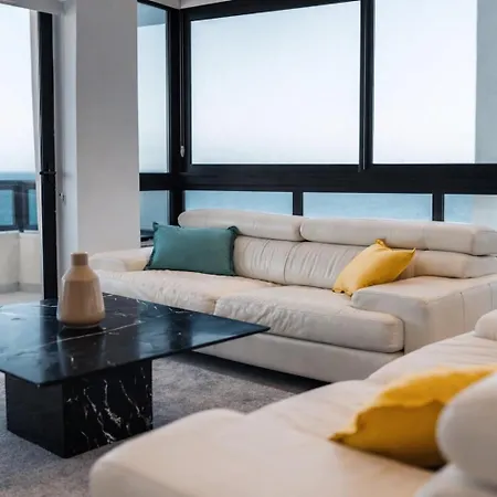 아파트 Sea Front - Spacious - Beautiful *