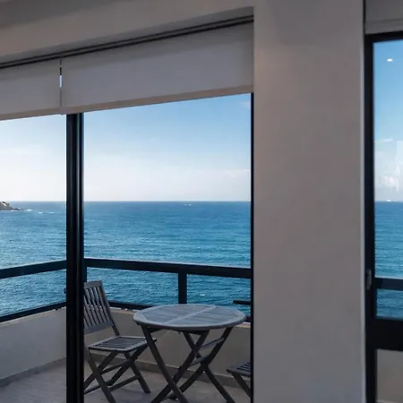 Sea Front - Spacious - Beautiful 아파트 슬리에마