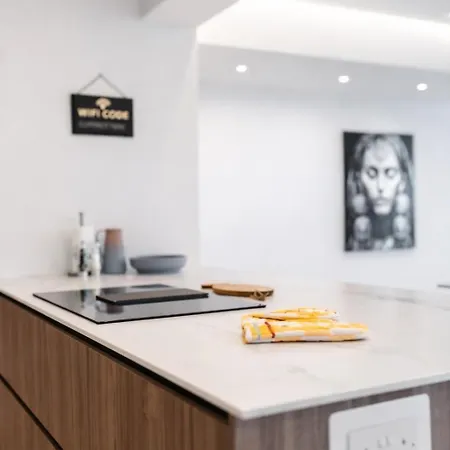 Sea Front - Spacious - Beautiful 아파트