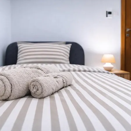 Sea Front - Spacious - Beautiful * 슬리에마