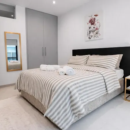 아파트 Sea Front - Spacious - Beautiful *