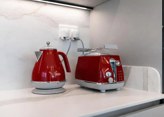 Sea Front - Spacious - Beautiful Apartment *