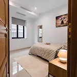 Sea Front - Spacious - Beautiful