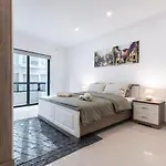 Sea Front - Spacious - Beautiful *