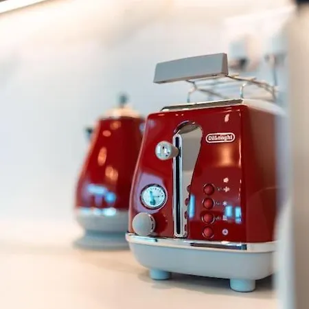 Sea Front - Spacious - Beautiful * سليمة