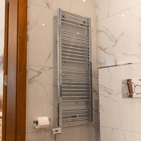 Sea Front - Spacious - Beautiful شقة *