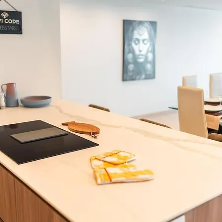 Sea Front - Spacious - Beautiful سليمة