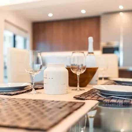 Lejlighed Sea Front - Spacious - Beautiful Sliema