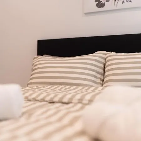 Sea Front - Spacious - Beautiful شقة *