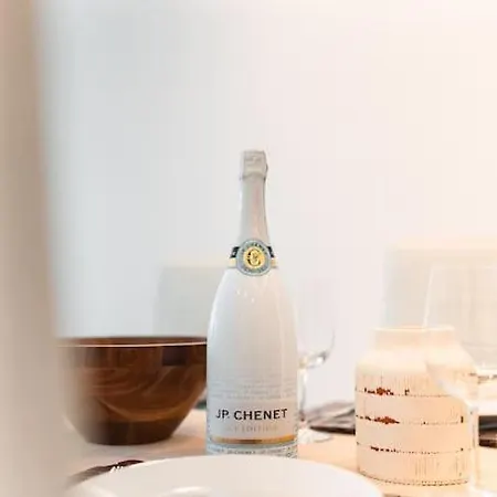 Lejlighed Sea Front - Spacious - Beautiful Sliema