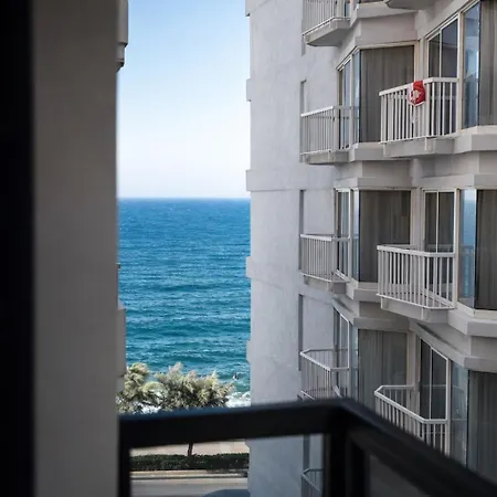 דירה Sea Front - Spacious - Beautiful סליאמה