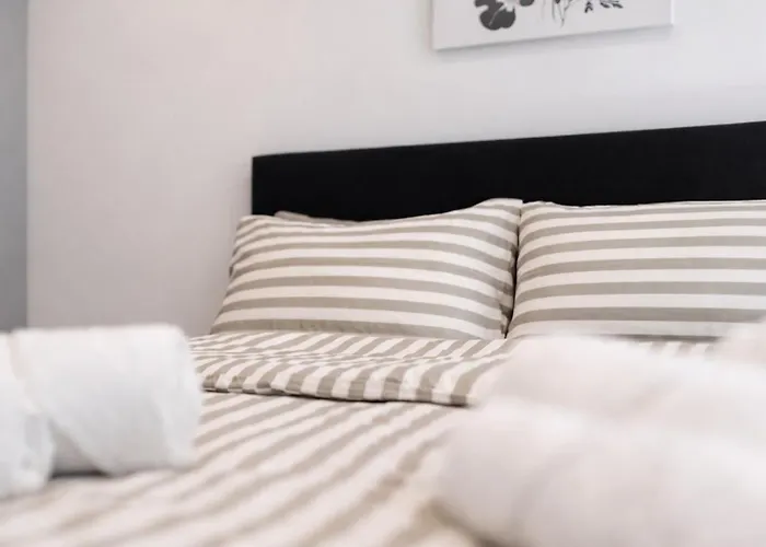 Sea Front - Spacious - Beautiful Apartman