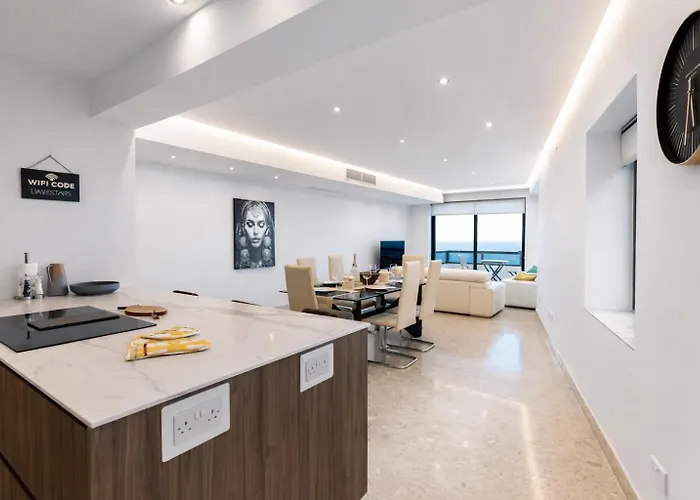 Sea Front - Spacious - Beautiful *