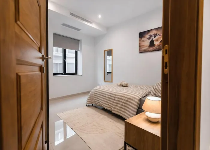 Sea Front - Spacious - Beautiful