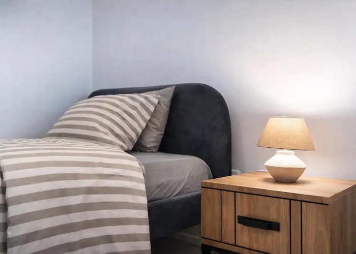 Apartman Sea Front - Spacious - Beautiful *